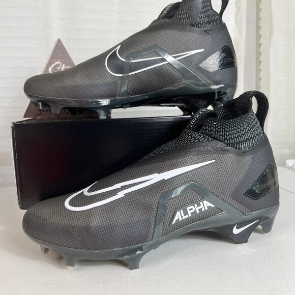 Nike Alpha Menace Elite 3 Mens Size 9.5 Black Football Cleats CT6648-010 - Picture 3 of 10
